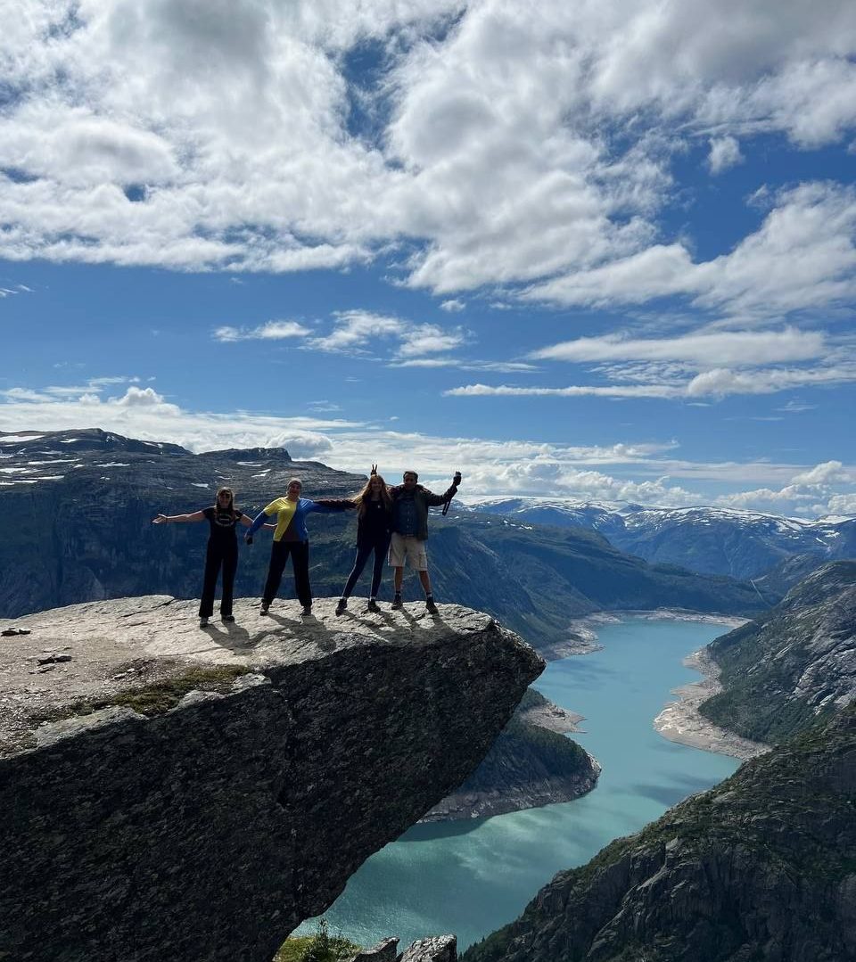 photo_2024-11-08_12-42-37